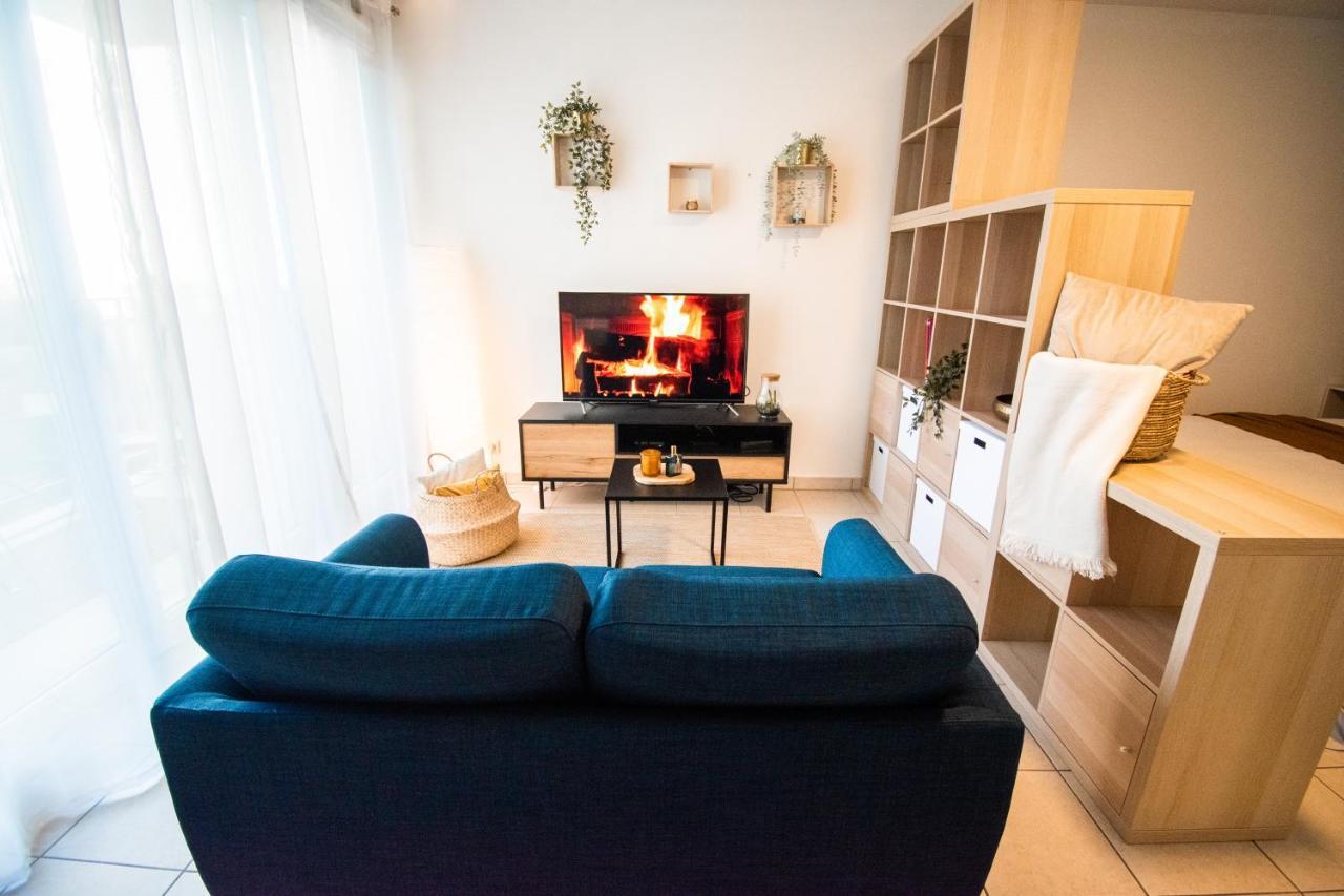 Apartament Studio Charmant Cergy Le Haut Au Pied De La Gare ! Parking Prive ! Zewnętrze zdjęcie